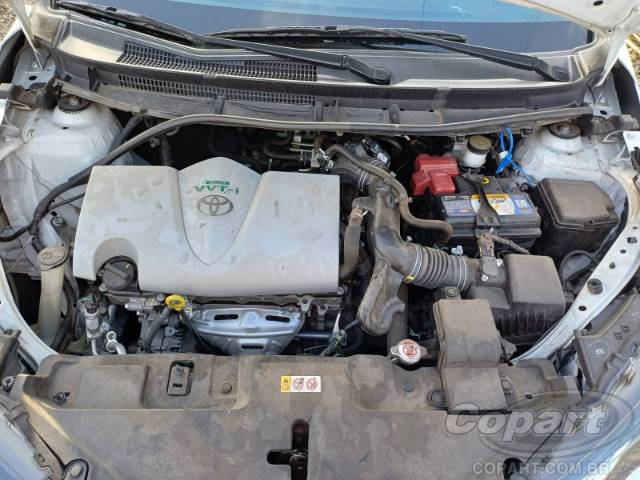 2023 TOYOTA YARIS SEDA 