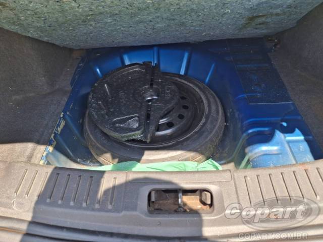 2011 FORD FIESTA SEDAN 