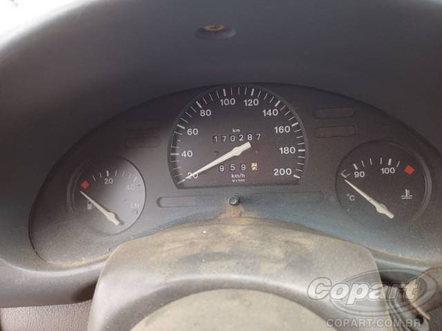 1996 CHEVROLET CORSA 