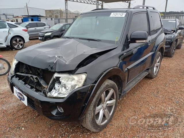2013 MITSUBISHI PAJERO FULL 