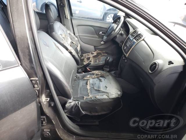 2015 RENAULT SANDERO 