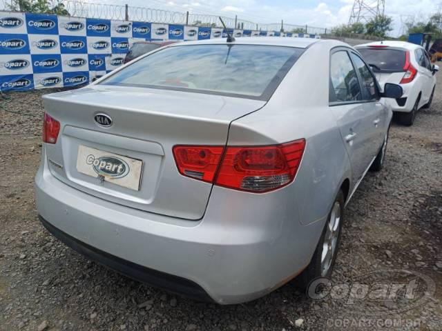 2010 KIA CERATO 