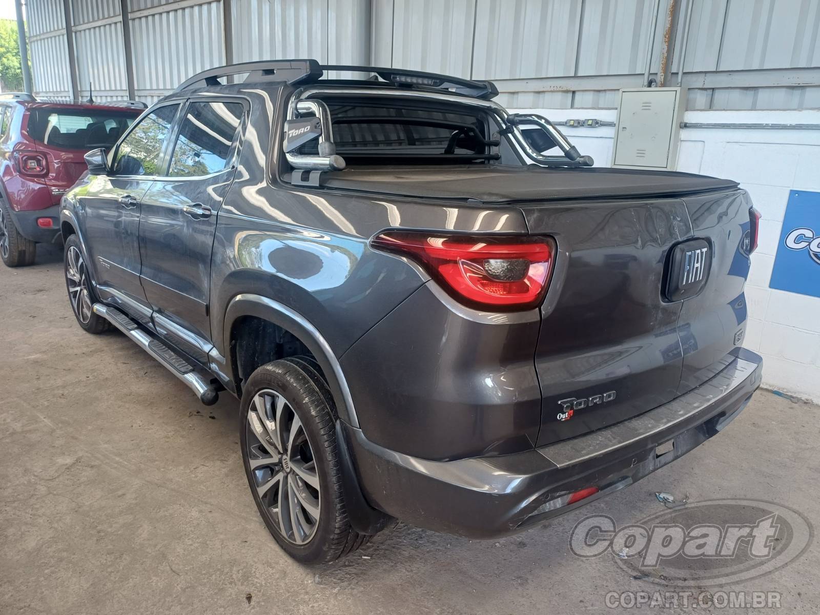 Foto 3: 2023 FIAT TORO