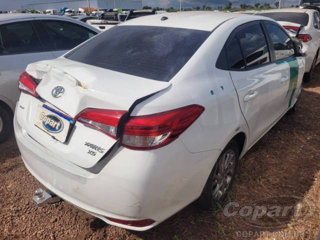 2023 TOYOTA YARIS SEDA 