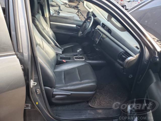 2017 TOYOTA HILUX CD 