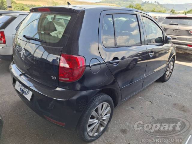 2011 VOLKSWAGEN FOX 