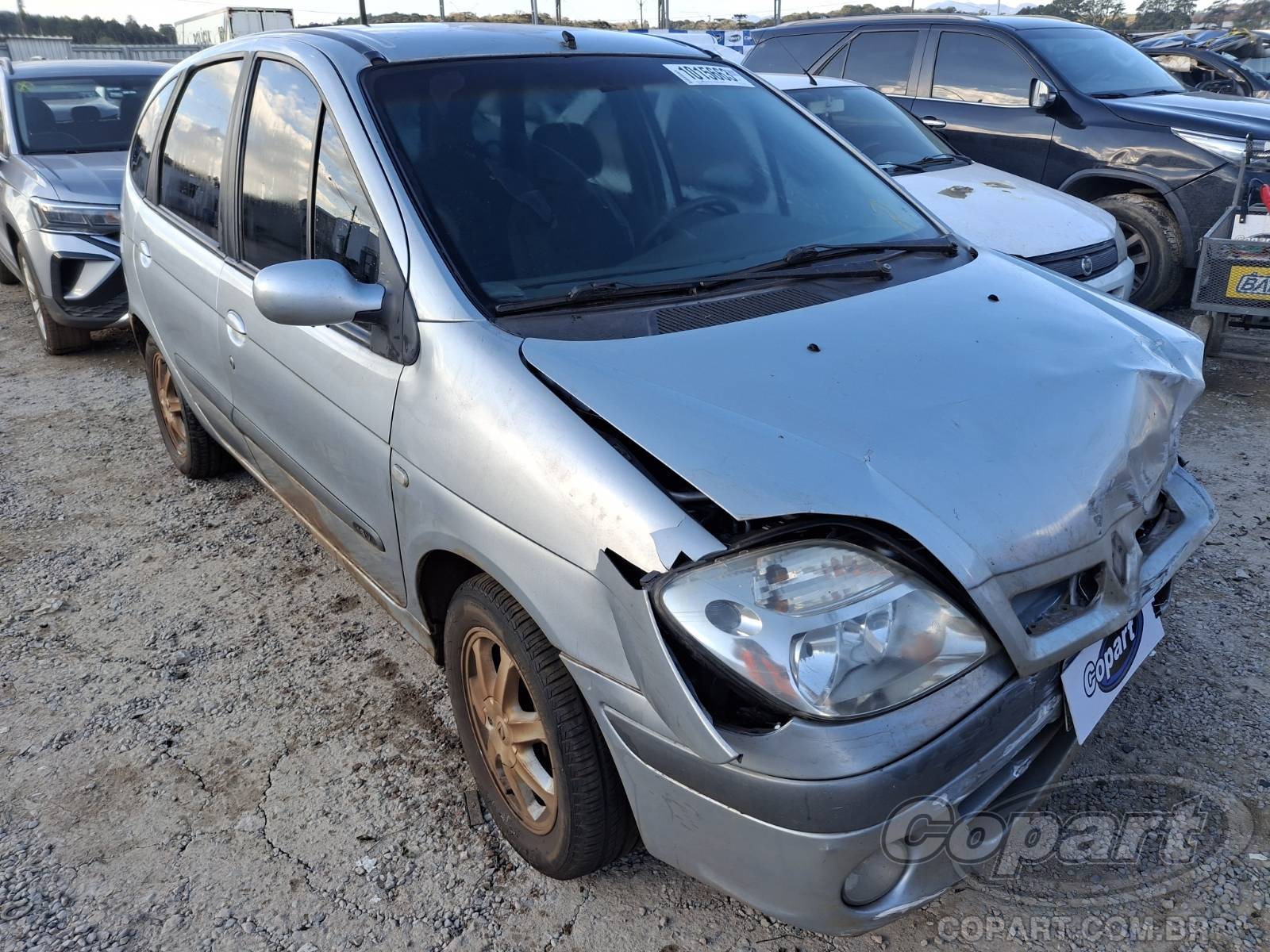 Veículo Renault Scenic RENAULT SCENIC PRIVILEGE 1.6 16V HI-FLEX 2005 2005 em leilão