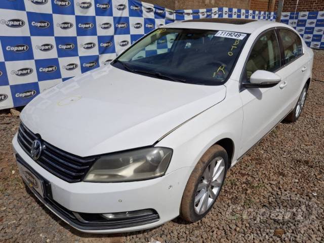 2014 VOLKSWAGEN PASSAT 