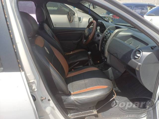 2019 RENAULT DUSTER 