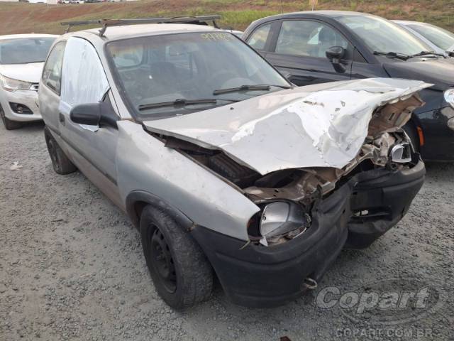 1996 CHEVROLET CORSA 