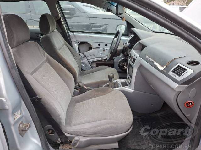 2011 CHEVROLET VECTRA 