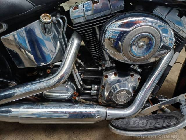 2011 HARLEY-DAVIDSON SOFTAIL 