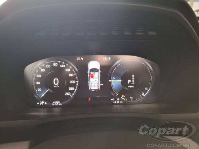 2021 VOLVO XC90 