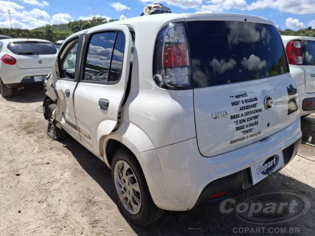 2021 FIAT UNO 