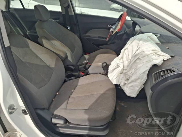 2015 HYUNDAI HB20S 