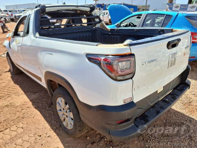 2022 FIAT STRADA 