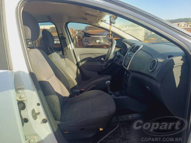 2015 RENAULT SANDERO 