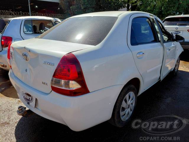 2016 TOYOTA ETIOS SEDA 