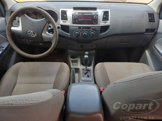 2015 TOYOTA HILUX CD 
