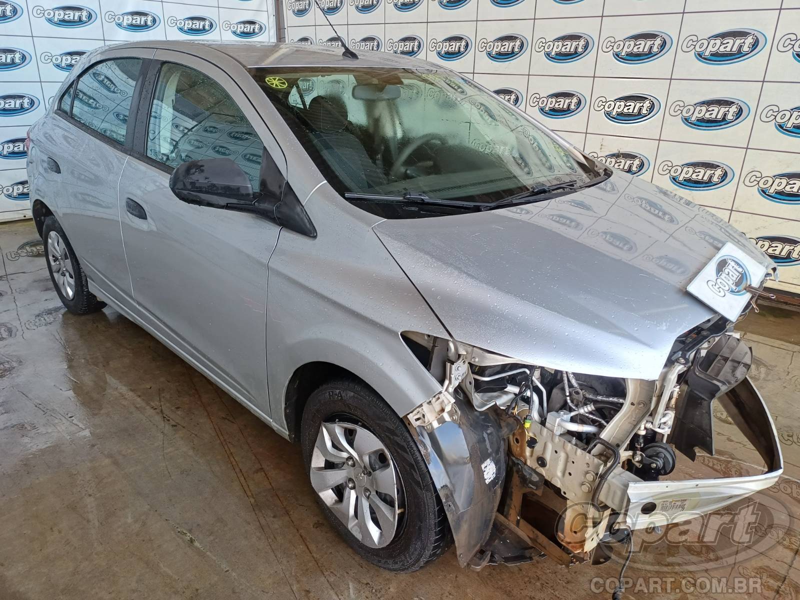 Chevrolet Onix Joy 1.0 Eco 2019 Médio Dano Frontal