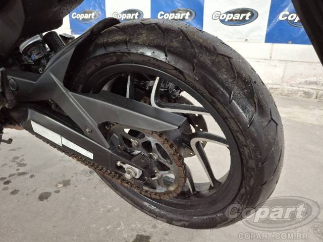 2025 BAJAJ DOMINAR 