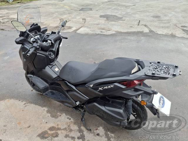2025 YAMAHA XMAX 