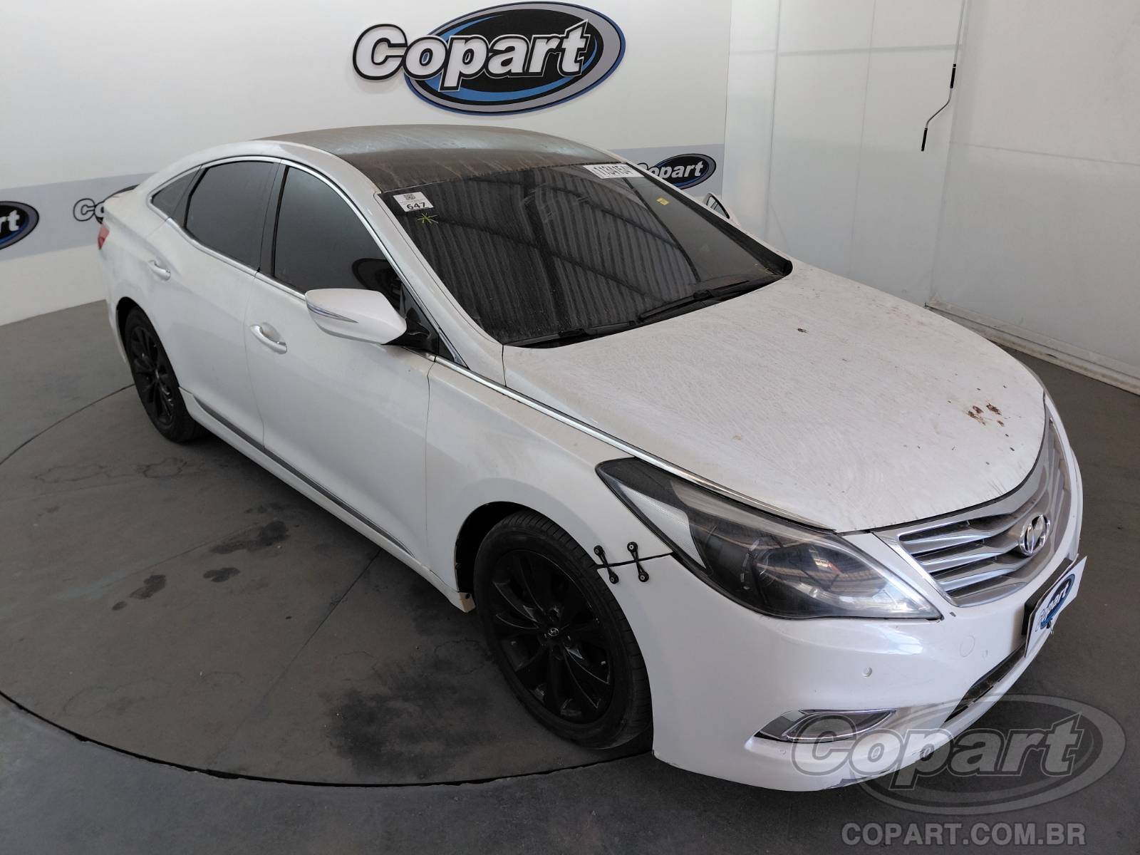 Hyundai Azera 2012 em leilão
