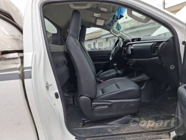 2020 TOYOTA HILUX CS 