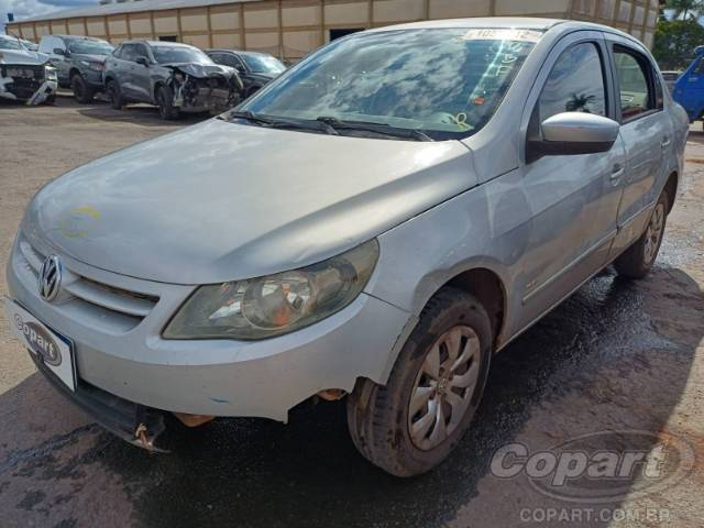 2013 VOLKSWAGEN VOYAGE 