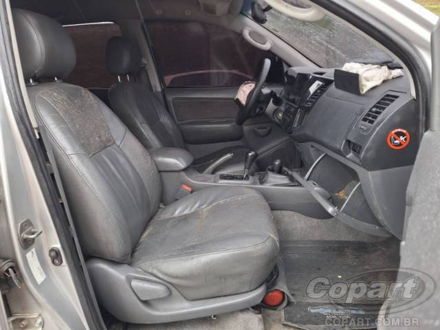 2013 TOYOTA HILUX CD 