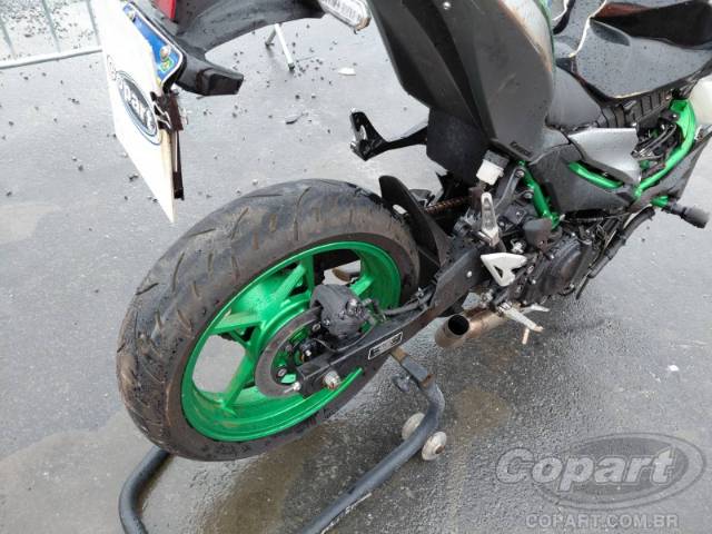 2025 KAWASAKI Z500 