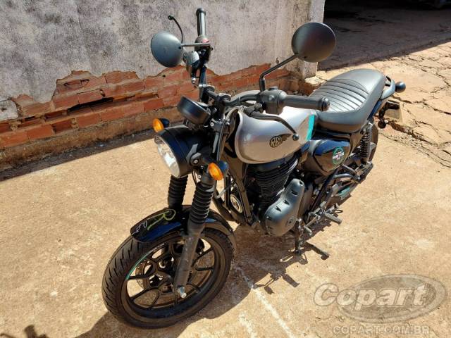 2025 ROYAL ENFIELD HUNTER 