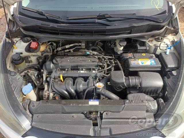 2014 HYUNDAI HB20S 