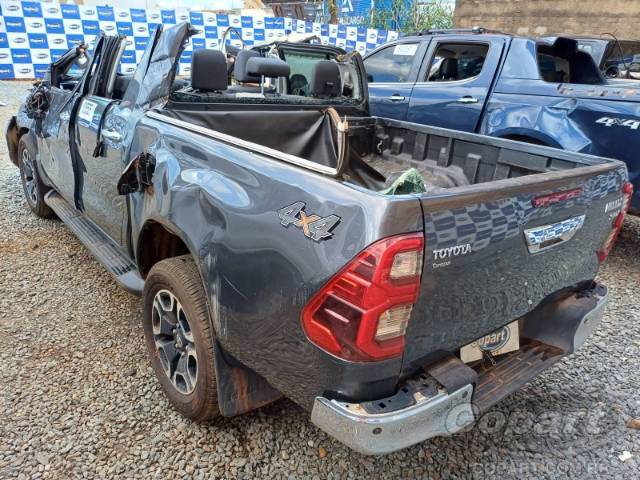 2023 TOYOTA HILUX CD 