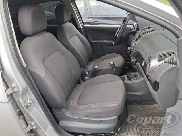 2017 FIAT GRAND SIENA 