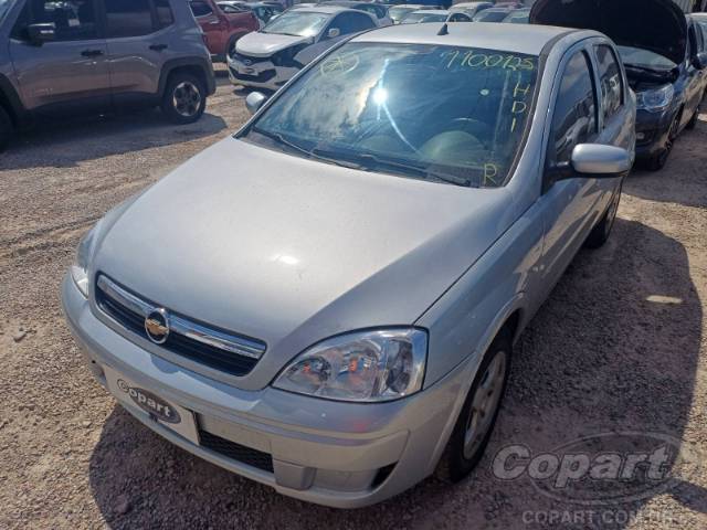 2010 CHEVROLET CORSA SEDAN 