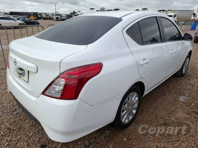 2019 NISSAN VERSA 
