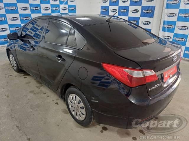 2015 HYUNDAI HB20S 