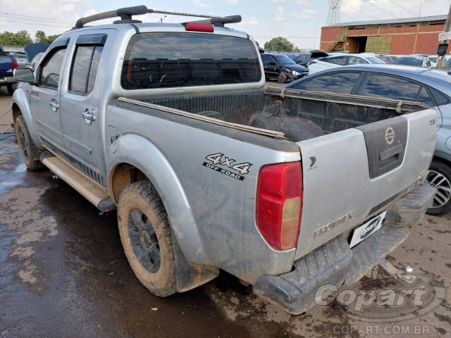 2010 NISSAN FRONTIER CD 