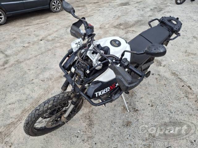 2015 TRIUMPH TIGER 