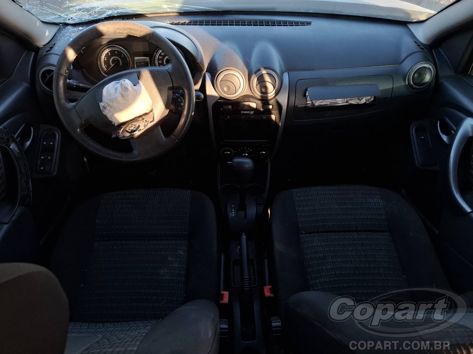 Foto 9 de 11: 2013 RENAULT SANDERO