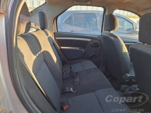 2009 RENAULT LOGAN 