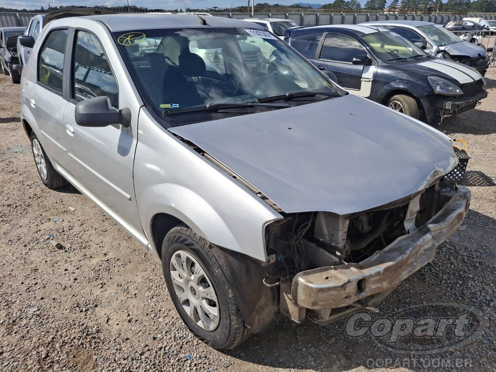 Veículo Renault Logan Renault Logan 1.0 16V Hi-Flex 2011 2011 em leilão