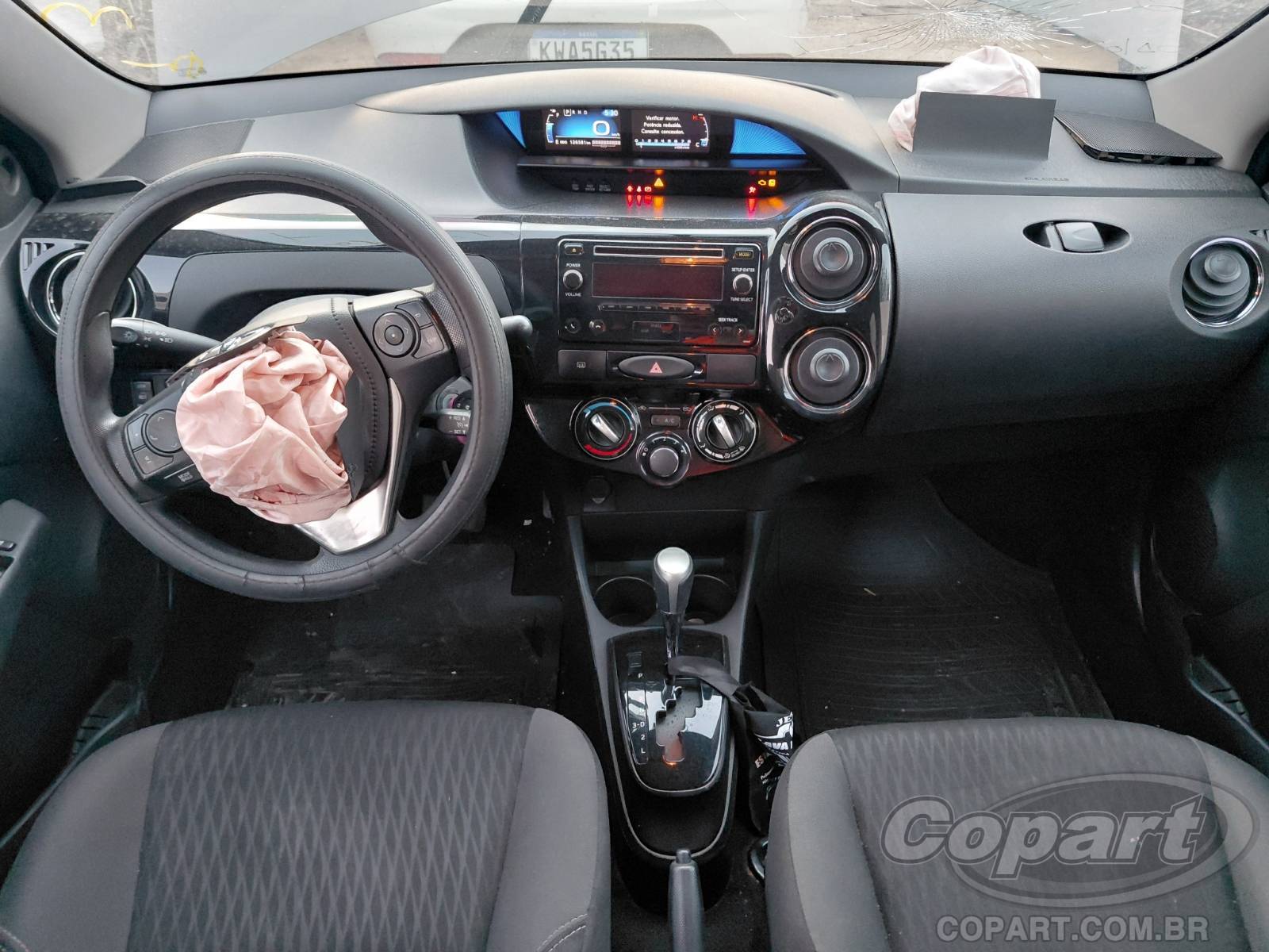 2019 TOYOTA ETIOS SEDA — foto 9 de 11