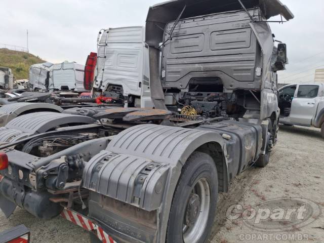 2011 MERCEDES BENZ AXOR 