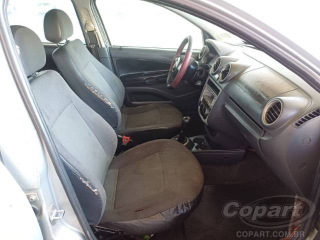 2011 VOLKSWAGEN GOL 