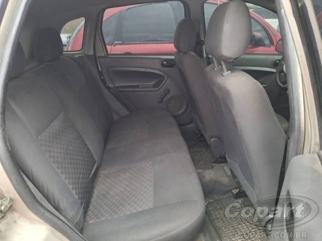 2006 FORD FIESTA 
