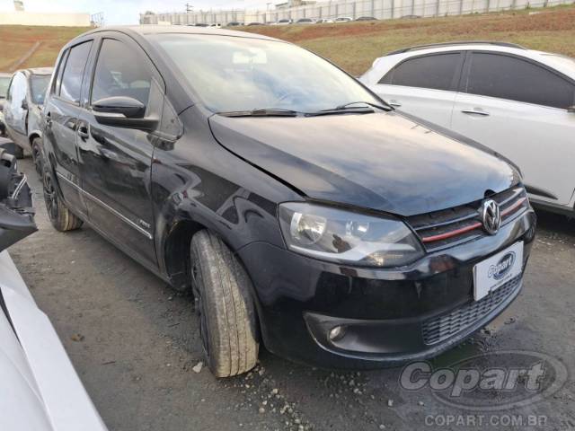 2011 VOLKSWAGEN FOX 