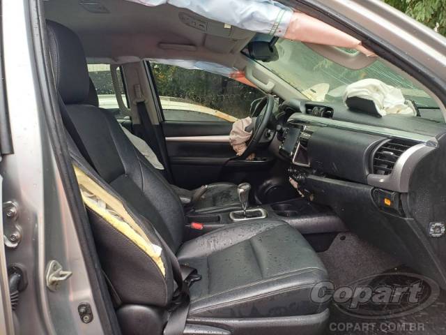 2021 TOYOTA HILUX CD 