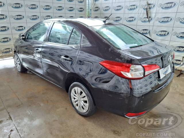2020 TOYOTA YARIS SEDA 